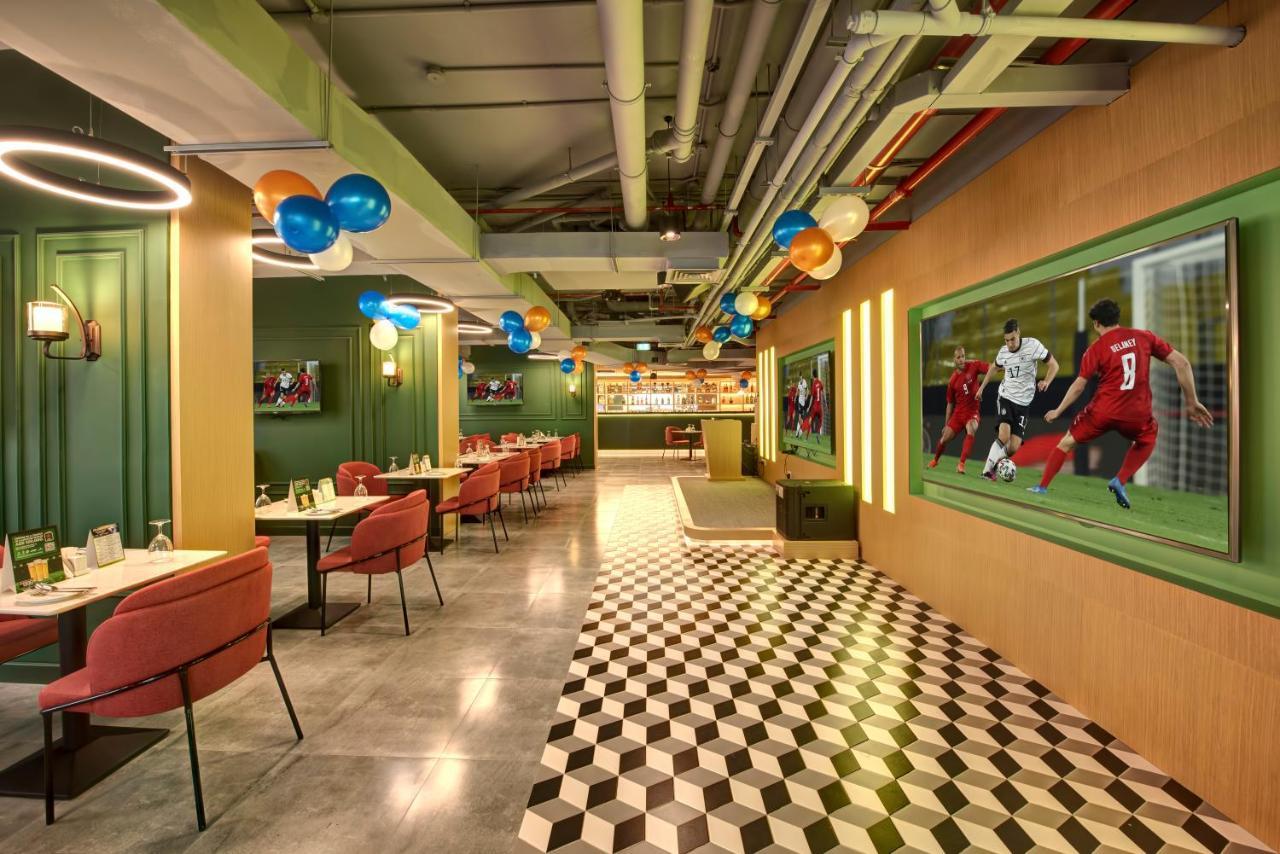 Wescott Hotel ドバイ エクステリア 写真
